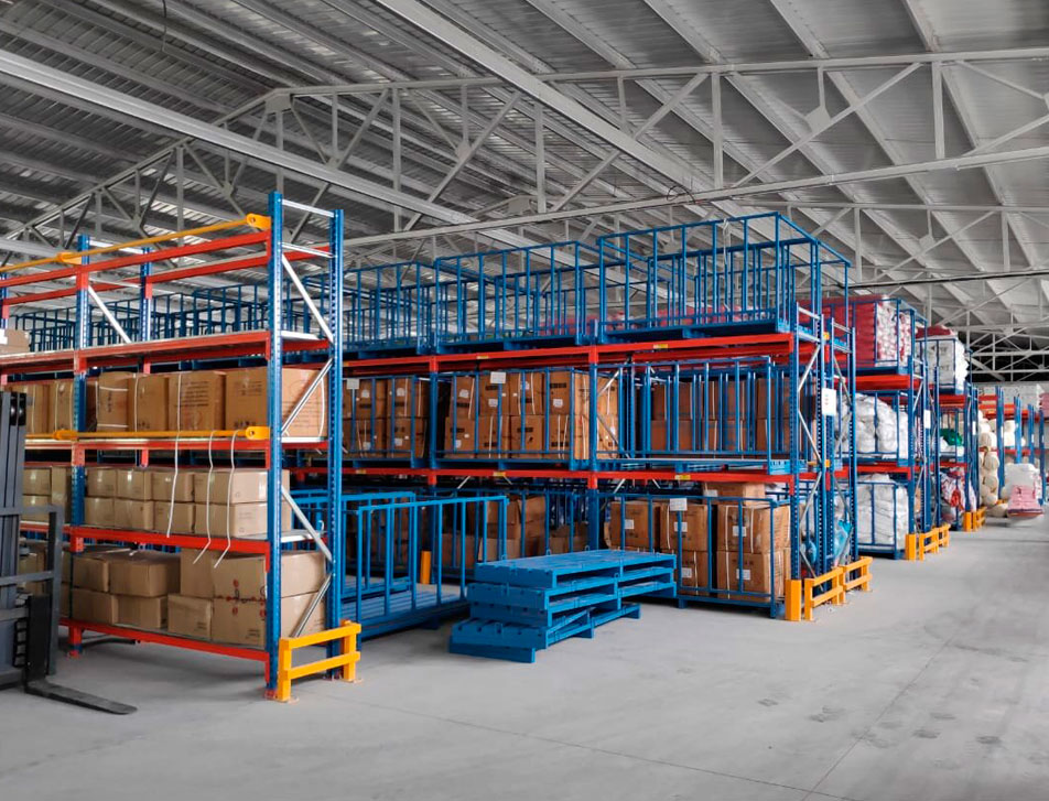 Storage Solution for Textile & Fashion Industry Selective Pallet Racking